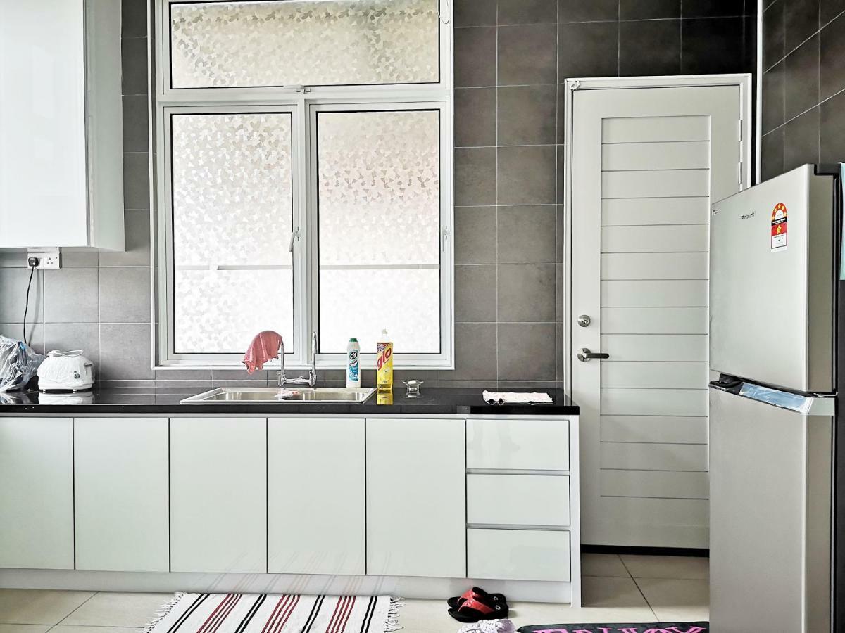 Rumah tetamu Urban Space 3*
